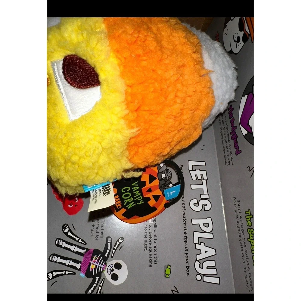 BarkBox Vampy Corn Halloween Dog Toy Yellow Orange Squeaker Large Plush bark Box